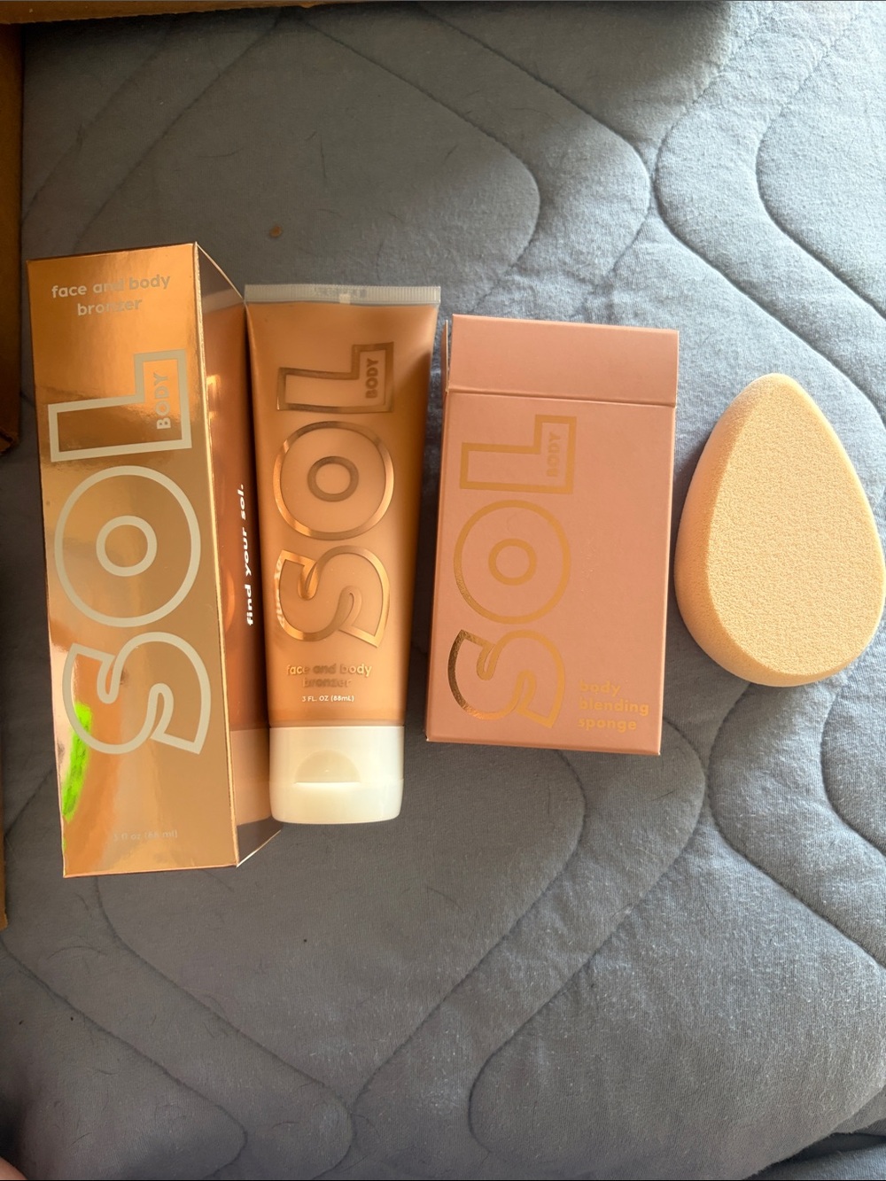 Colourpop SOL Body - Face & Body Bronzer with Blending Sponge - Fair
